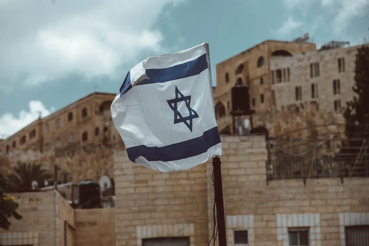 Learn Hebrew in Record Time with SafotSheli